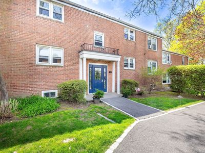 114 Lawn Terrace #1B