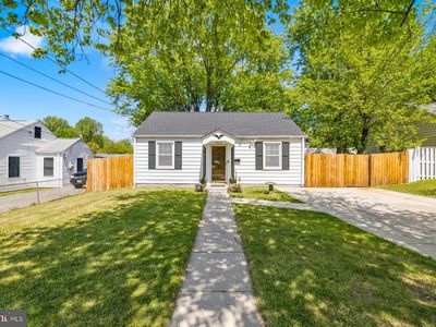 2715 Randolph Rd