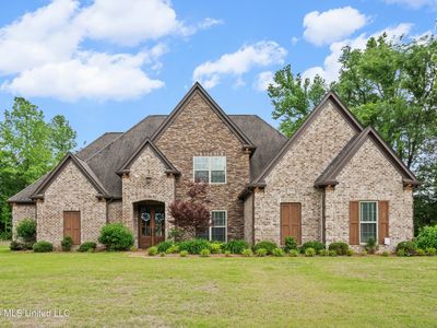 9181 Honeysuckle Way
