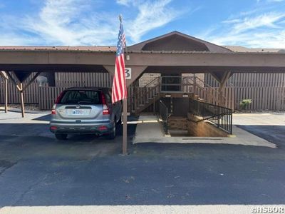 210 Carl Dr