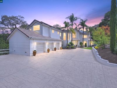 73 Blackhawk Club Ct