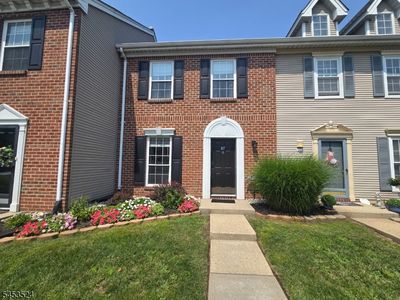 87 Goodwin Dr