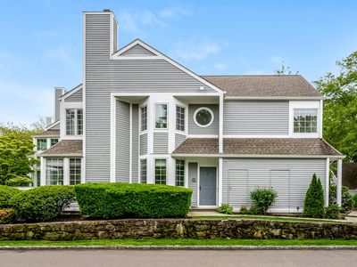 22 Hale Lane #22