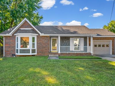 3418 Polly Dr