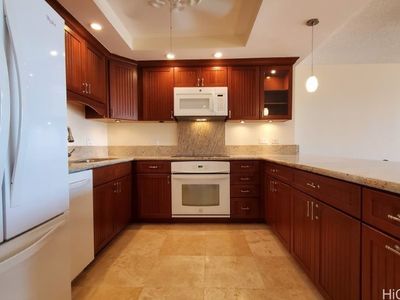 1350 Ala Moana Blvd APT 1806