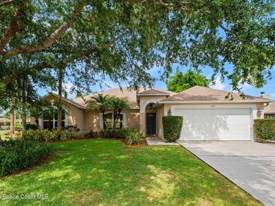 2215 Fallon Blvd NE