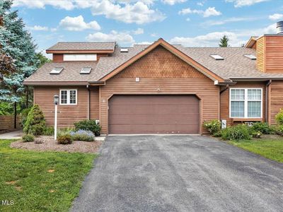 6 Tracey Court