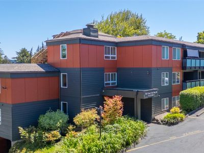 7021 Sand Point Way NE #B201