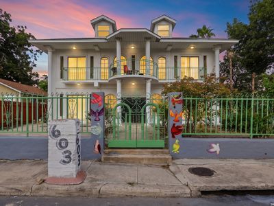 603 S SAN JOAQUIN AVE