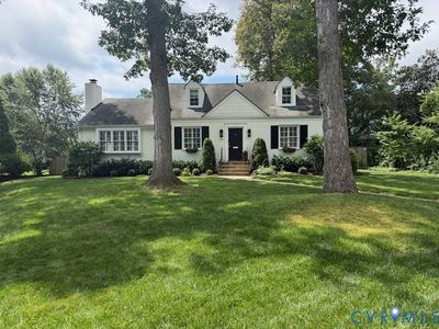 1005 Greenway Ln