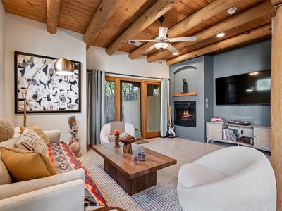 601 W San Mateo Rd APT 181