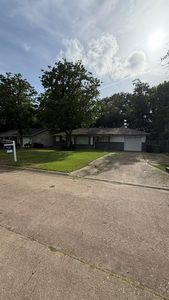 13234 Adler Dr