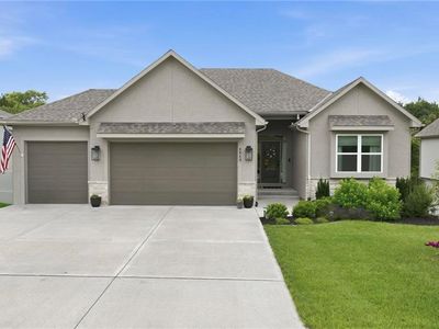 8548 Valley Spring Dr