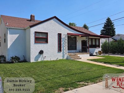 416 E 26th Ave