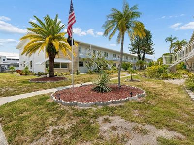 5875 18th St N APT 1