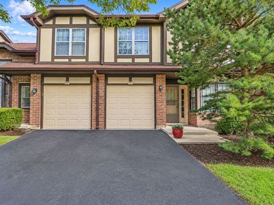 Property at 357 Arquilla Ct, Bloomingdale, IL
