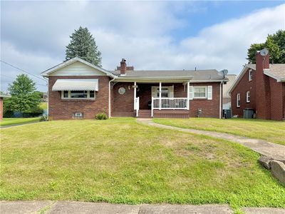 220 W Winter Ave