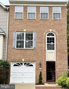 7911 Barclay Pl