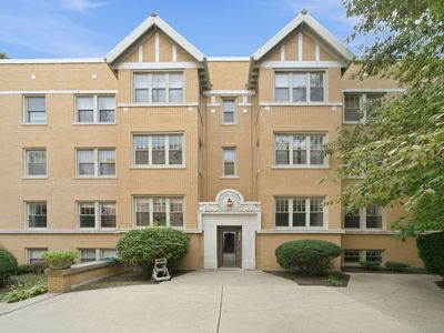3127 W Palmer Blvd APT 1