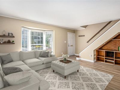 136 Peachtree Memorial Dr NW APT VA2