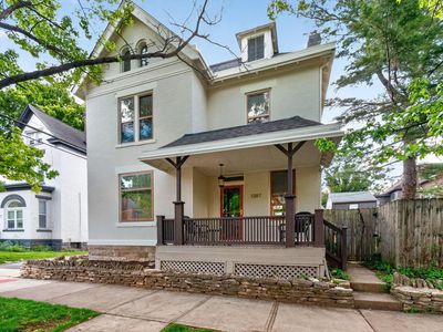 1387 Forsythe Ave