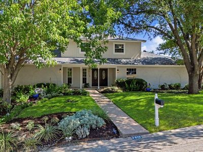 7816 Fairwood Ct