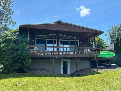 197 Lake Shore Dr N