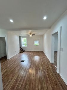 700 Mohrsville Rd