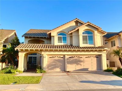 24 Calabria Ln