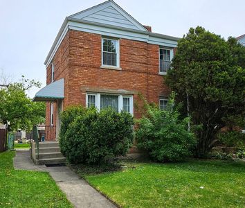 3125 Ernst St