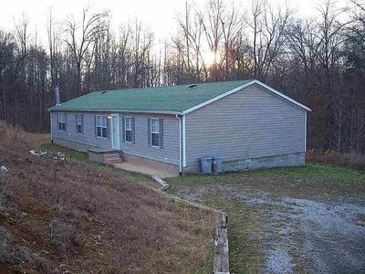 75 English Dr