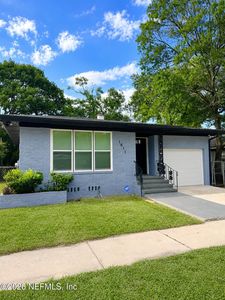 1611 W 27TH Street