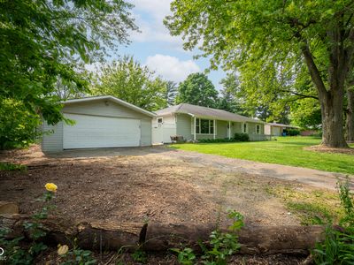 5160 N High School Rd