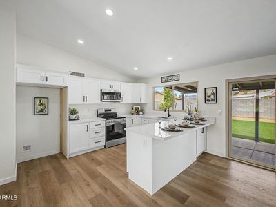908 W MONTOYA Lane