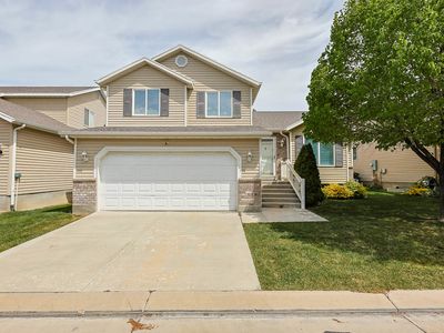 156 Crystal Bay Dr
