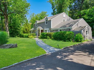 33 Meadow Woods Road