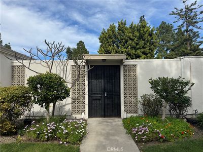 319 Avenida Carmel #B