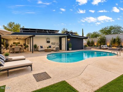 8211 E Nicaragua Dr