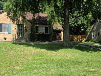 305 Edward St
