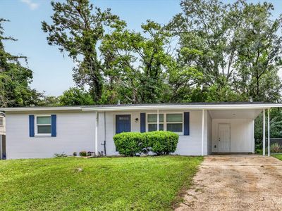 2912 Oakwood Dr