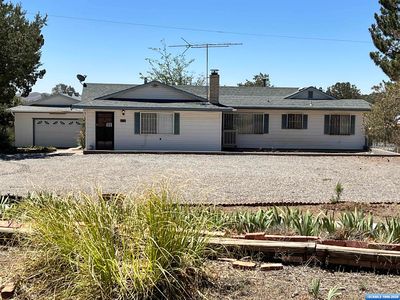 40 Rodeo Rd