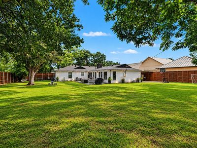 5979 Charlestown Dr