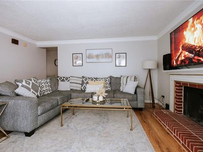 1013 Huntington Trce SE