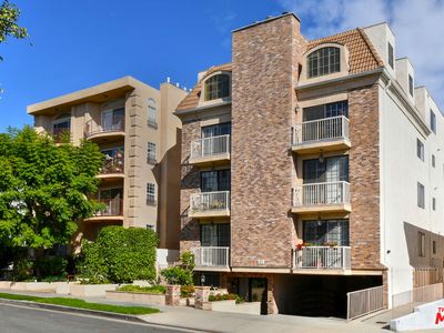 1936 Pelham Ave UNIT 301