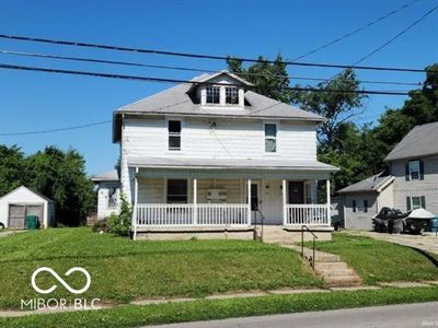 933 S 14th St
