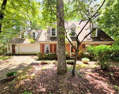 Property at 3601 Longfellow Trl, Marietta, GA