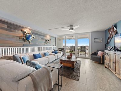 675 S Gulfview Blvd APT 1108