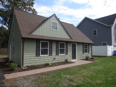104 Andrew St