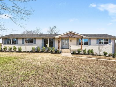 1616 Saundersville Ferry Rd