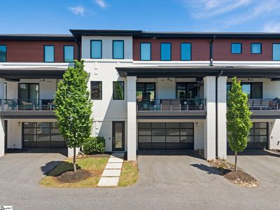 4 Calhoun Hill Way